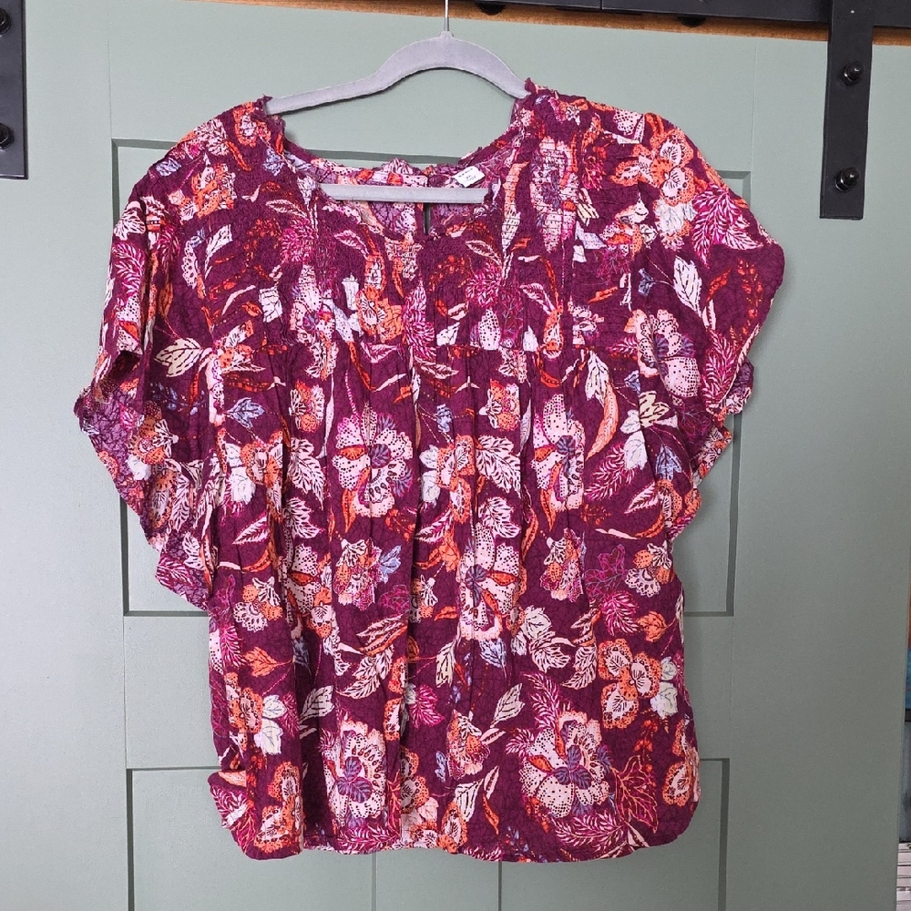 Old Navy Women's Top in Purple and Orange Floral